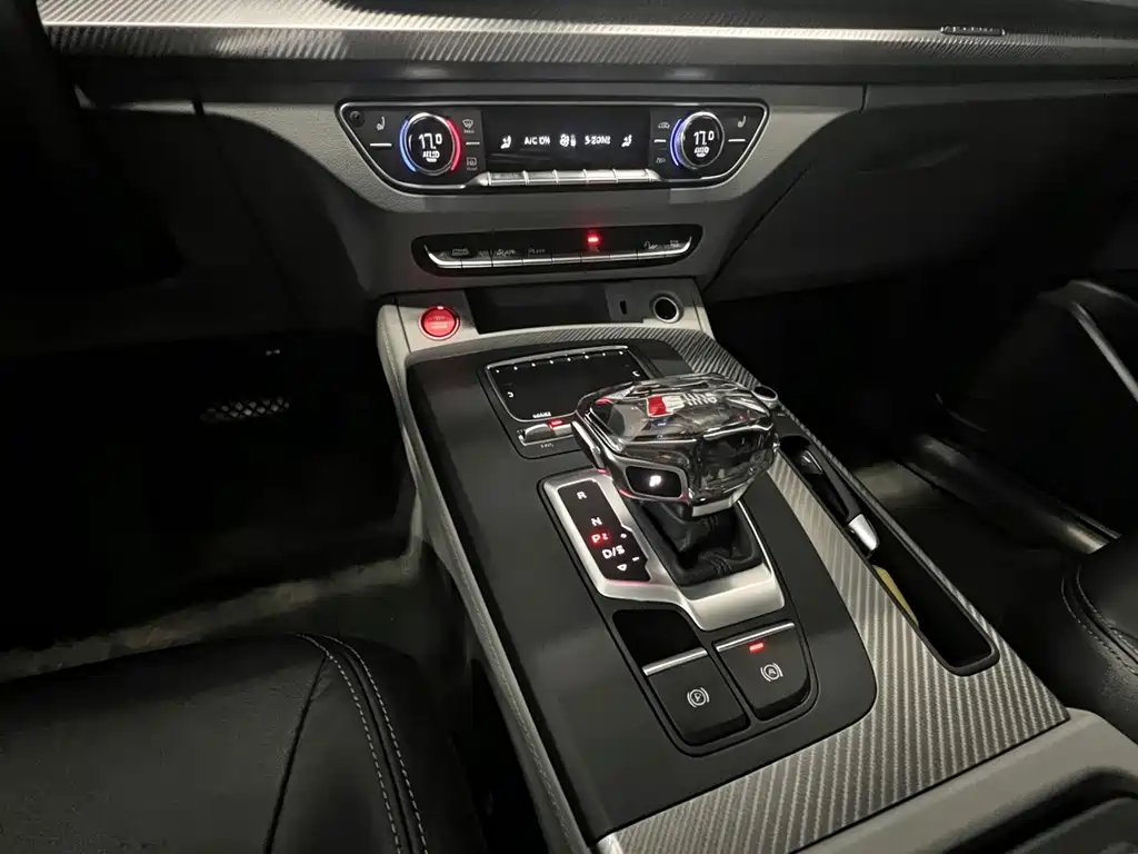 Audi Q5L 2018 45 TFSI Premium Fashion V