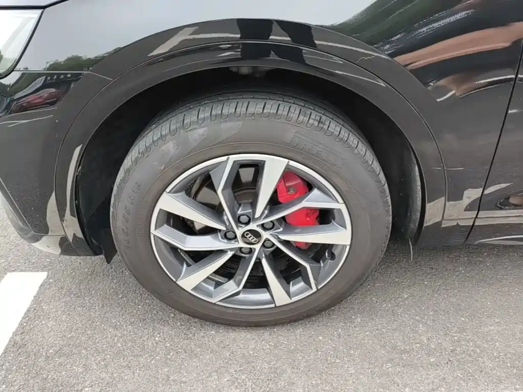 Audi Q5L — миниатюра 23