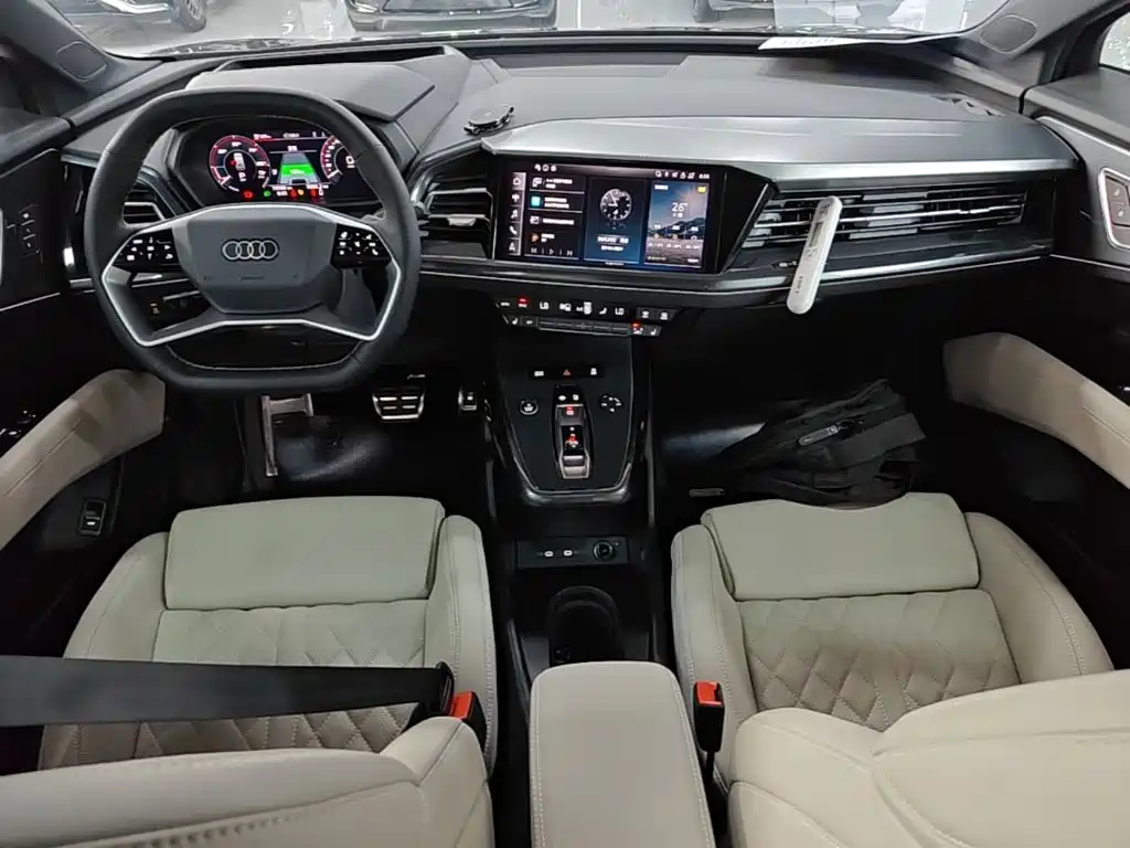 Audi Q5 e-tron — миниатюра 10