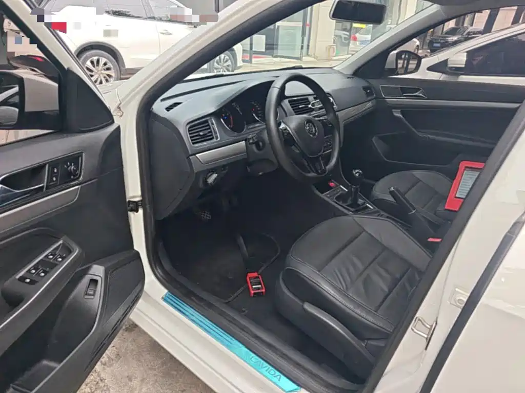 Volkswagen Lavida — миниатюра 16