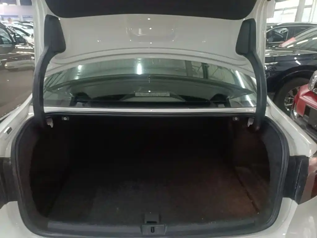 Volkswagen Passat — миниатюра 19
