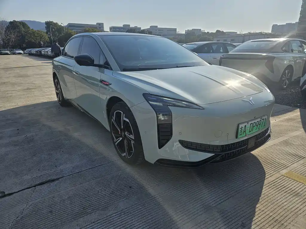 Hongqi EH7 2024 760 Pro+