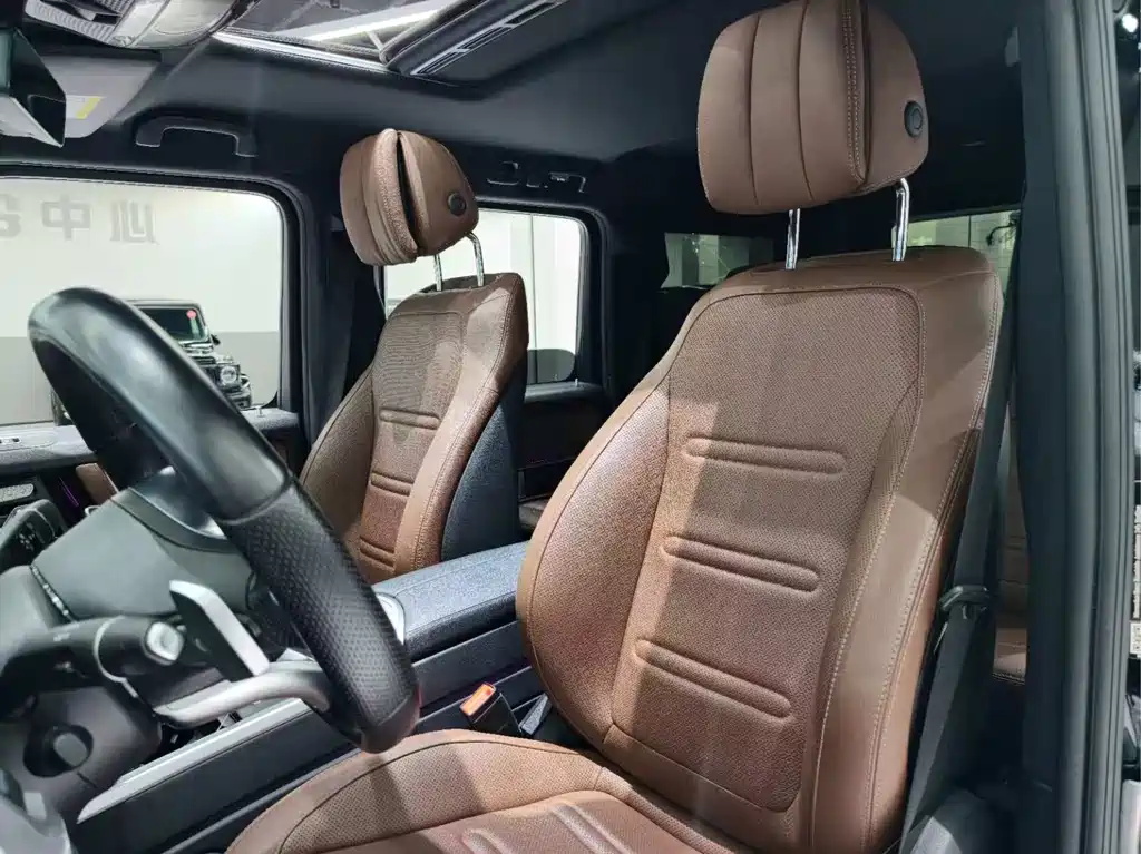 Mercedes-Benz G-Class — миниатюра 12