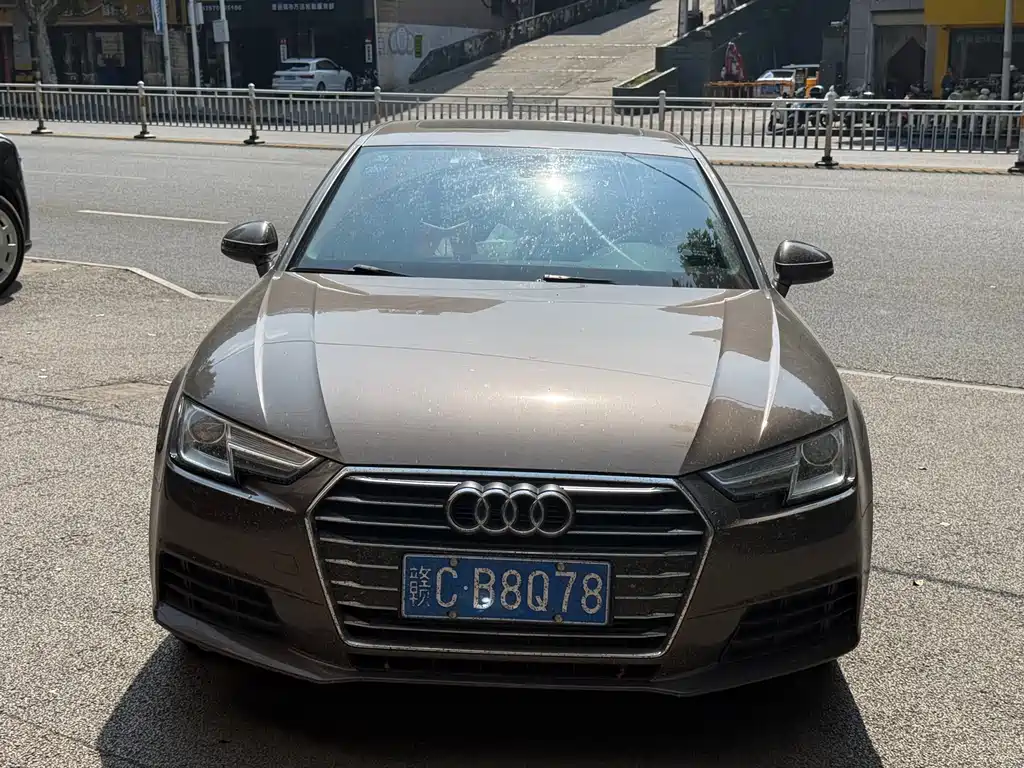 Audi A4L — миниатюра 2