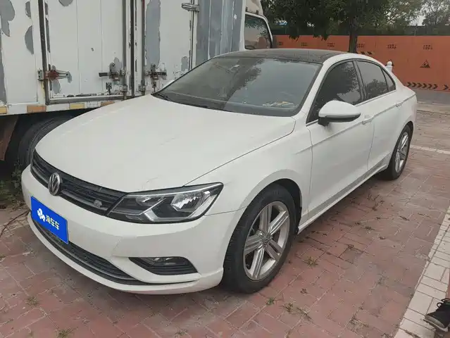 Volkswagen Lamando