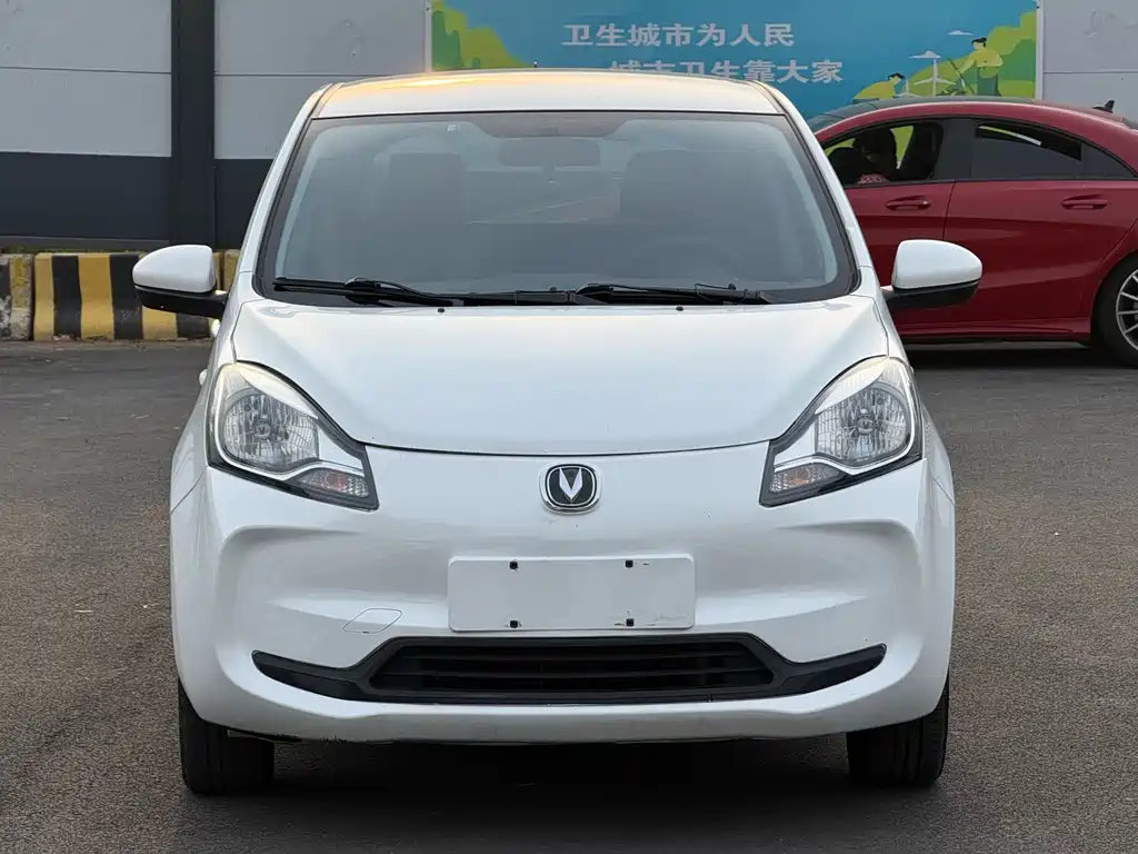 Changan Benben E-Star — миниатюра 2