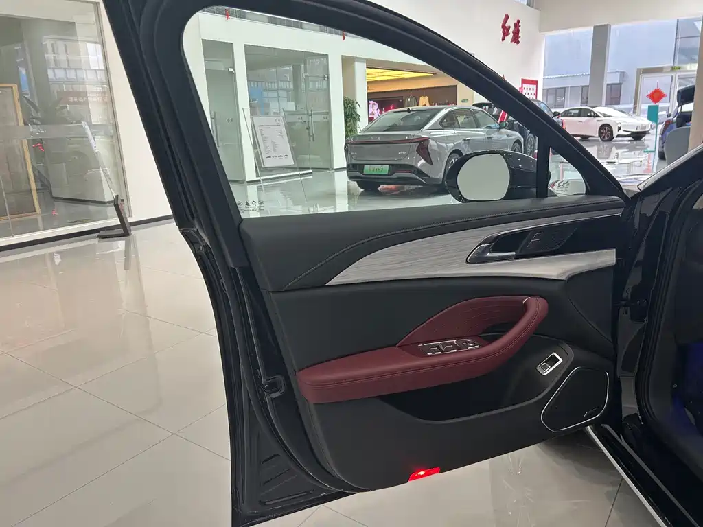 Hongqi HONGQI H5 PHEV