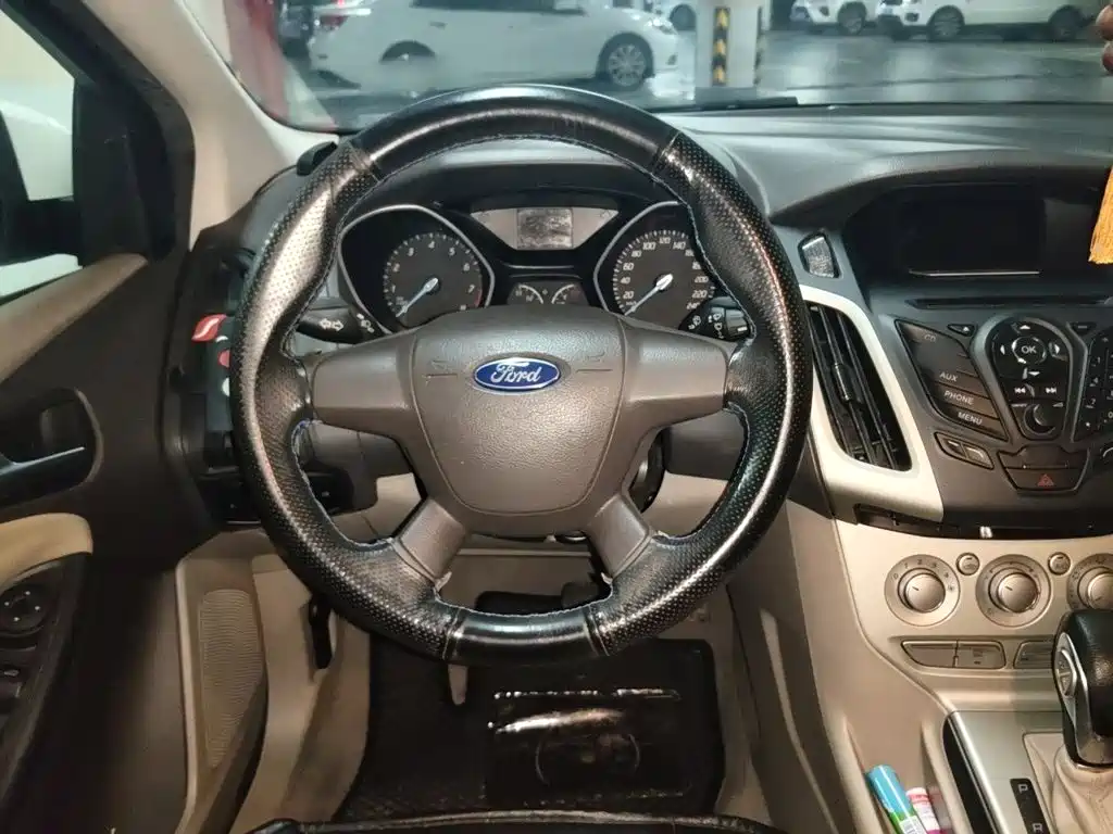 Ford Focus — миниатюра 11