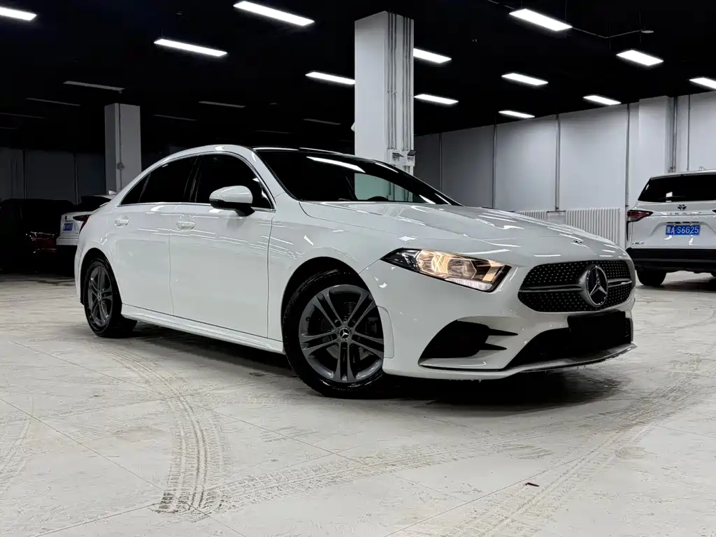 MERCEDES-BENZ A CLASS