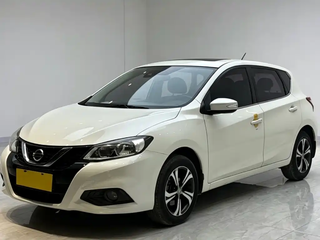 Nissan Tiida 2016