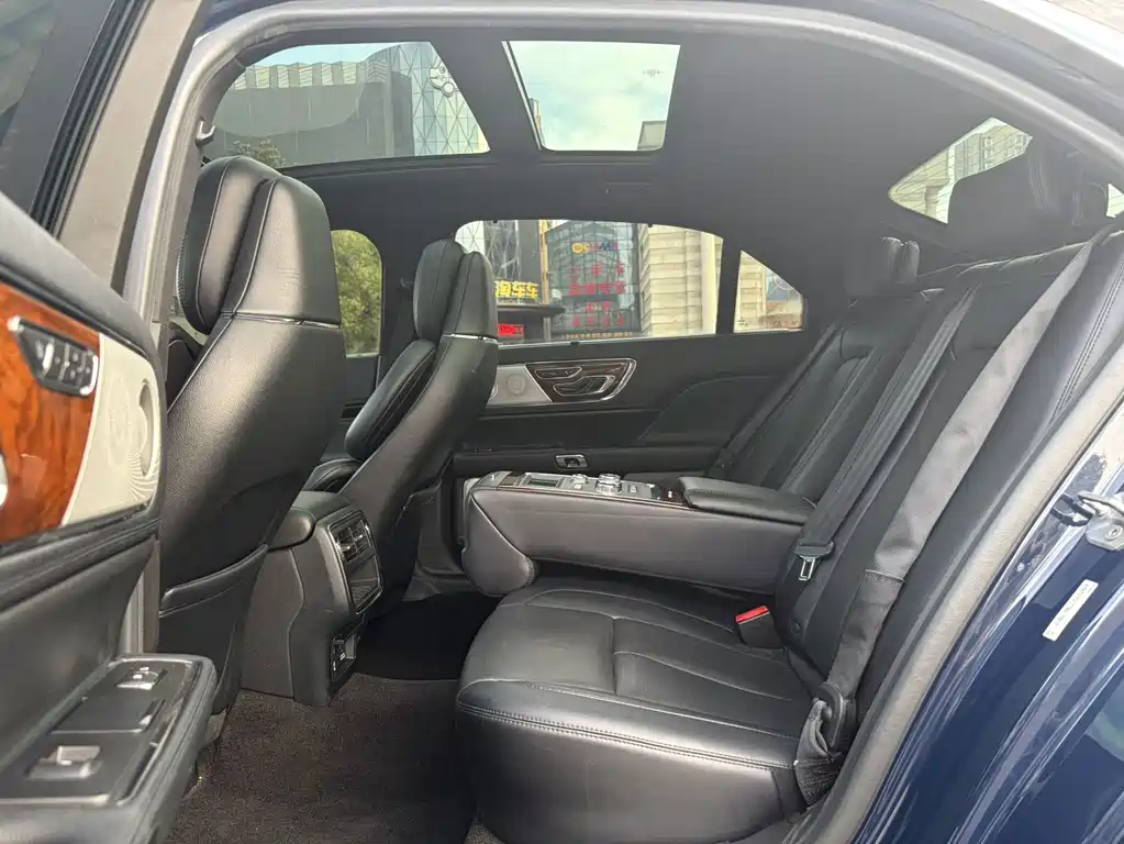 Lincoln Continental 2018 3.0T