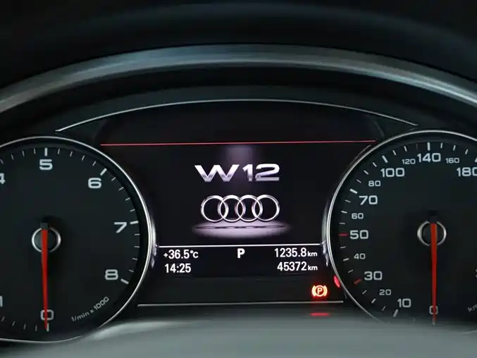 Audi A8 2011 A8L W12 6.3 FSI quattro