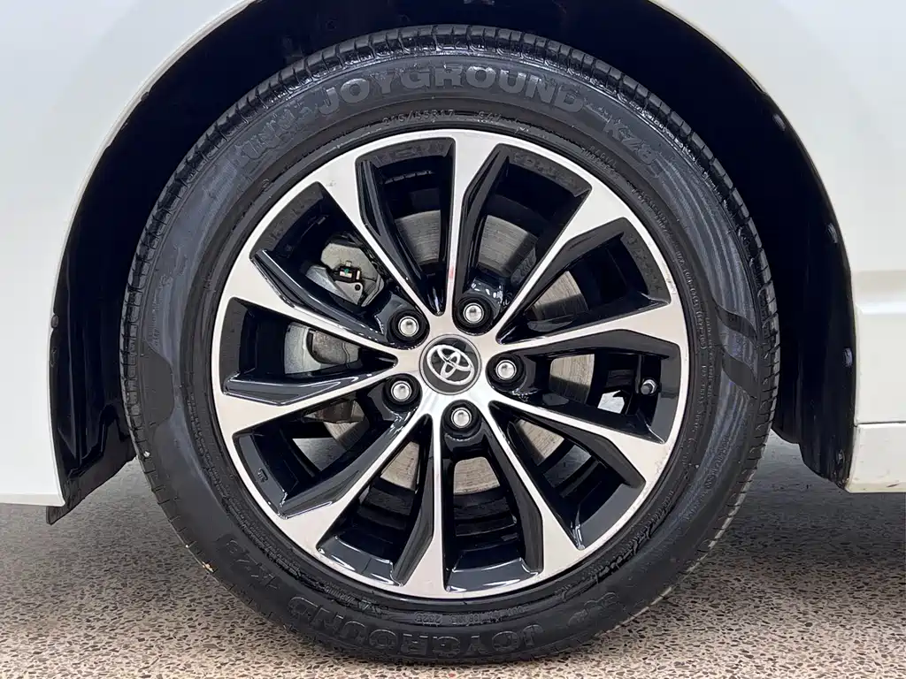 Toyota Avalon — миниатюра 5