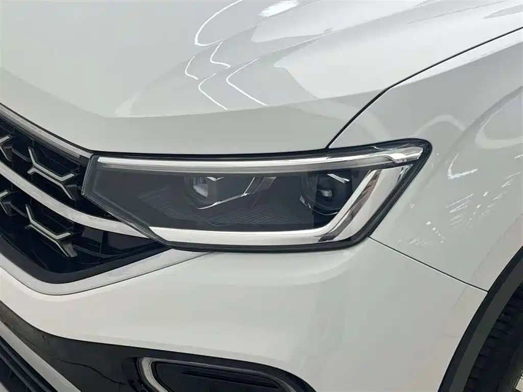 Volkswagen Tayron 2023 330TSI Luxury Plus