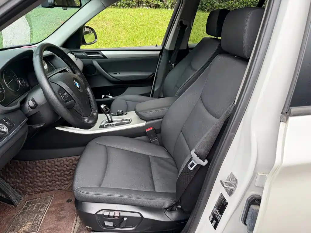 BMW X3 (Import) — миниатюра 8