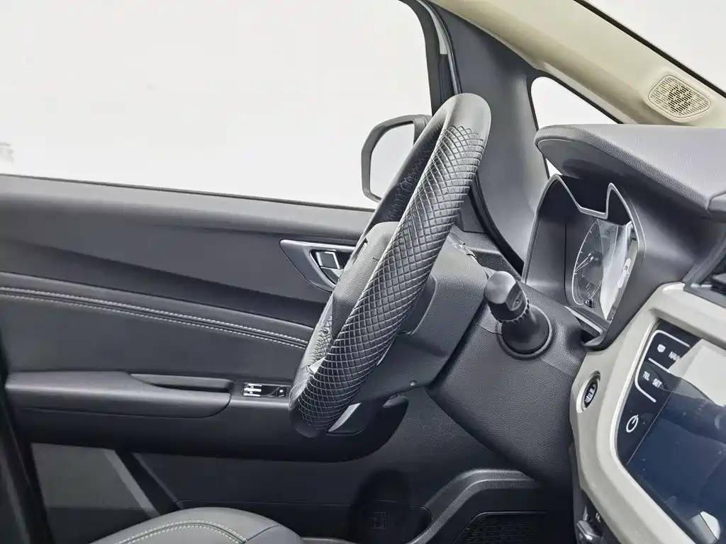 Geely Vision X3 — миниатюра 22