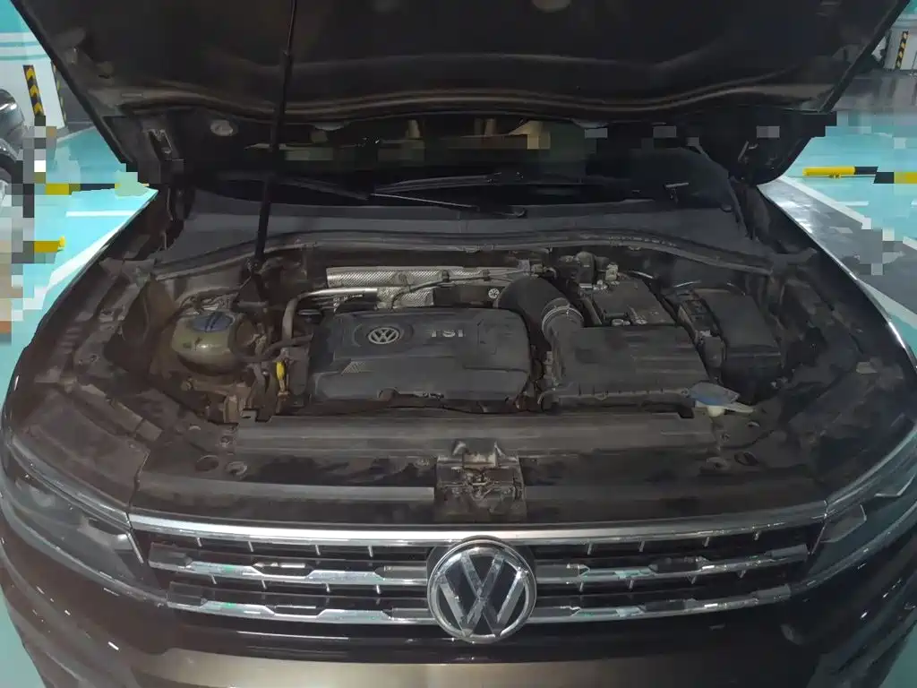 Volkswagen Tiguan L — миниатюра 11