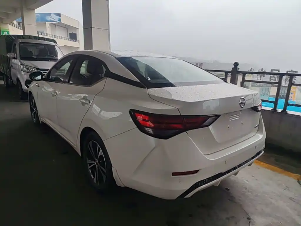 Nissan Sylphy 2020 1.6L XL CVT Enjoy