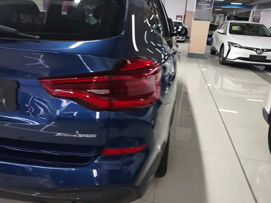 BMW X3 — миниатюра 8