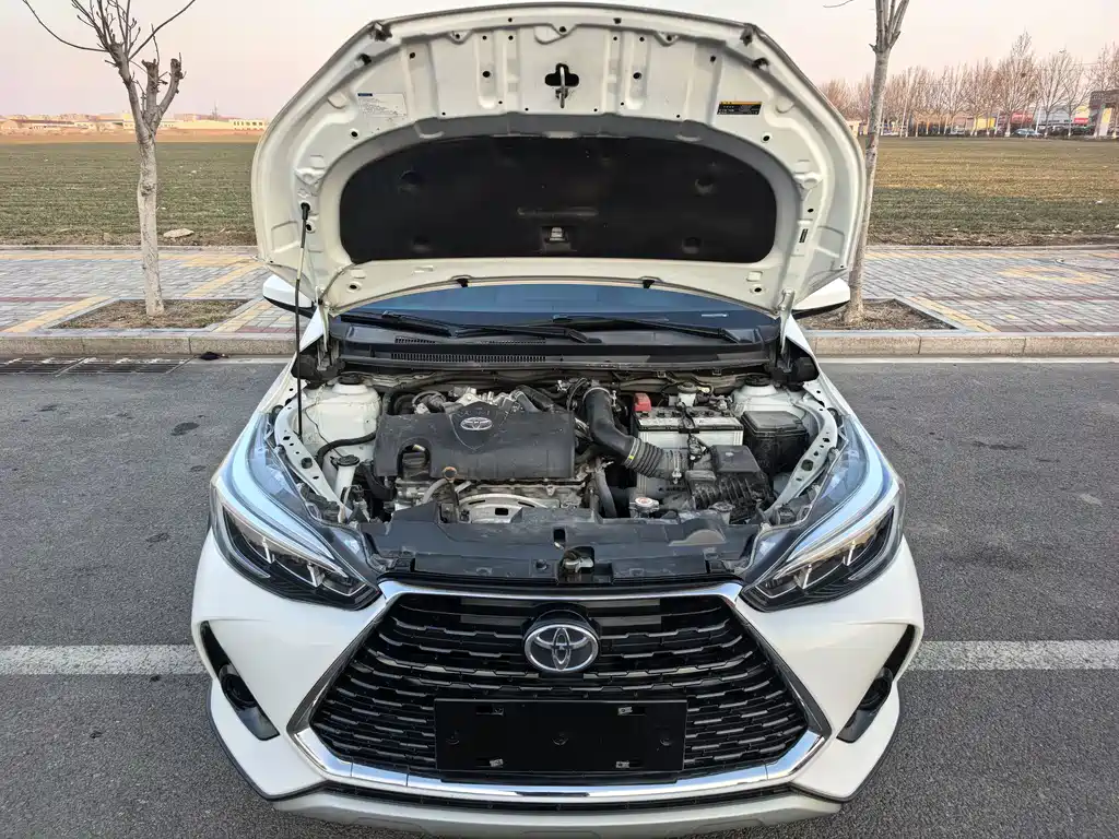 TOYOTA YARIS L ZHIXUAN