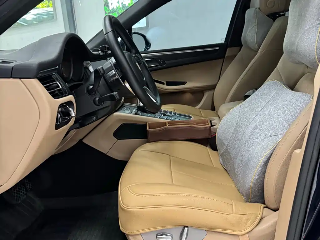 Porsche Macan — миниатюра 5