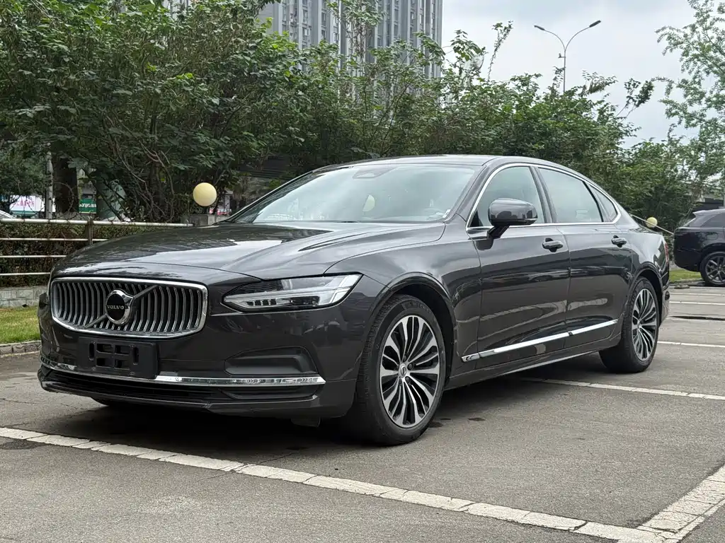 Volvo S90 2024