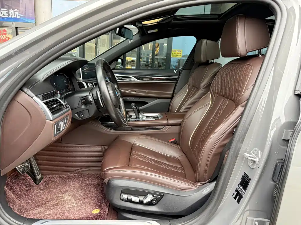 BMW 7 Series 7 2021 730Li M Sport