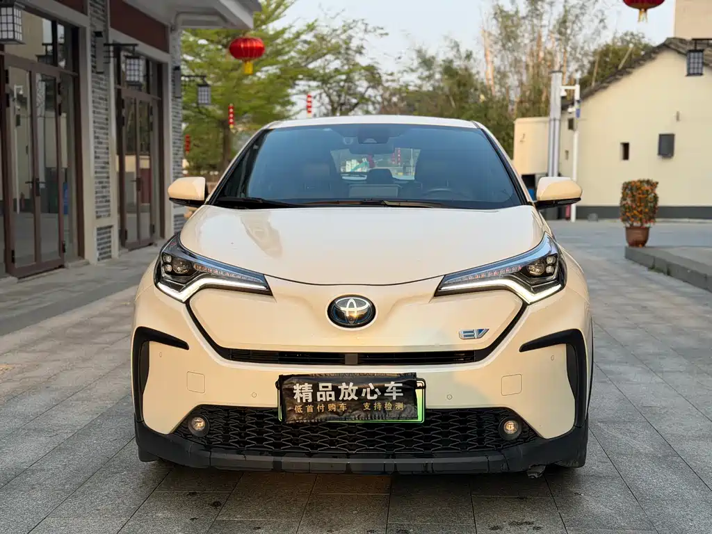 TOYOTA C HR EV