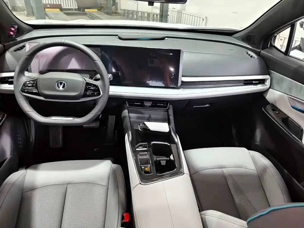 Changan UNI-T 2023 1.5T Luxury