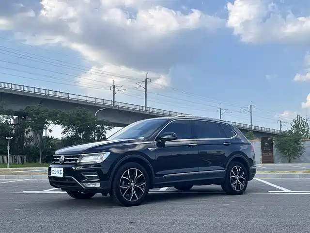 VOLKSWAGEN TIGUAN L 2019