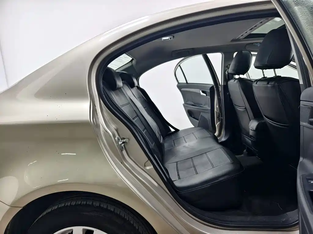 Roewe 350 — миниатюра 16