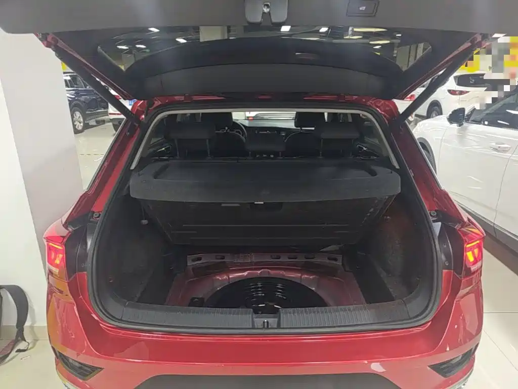 Volkswagen T-Roc — миниатюра 19