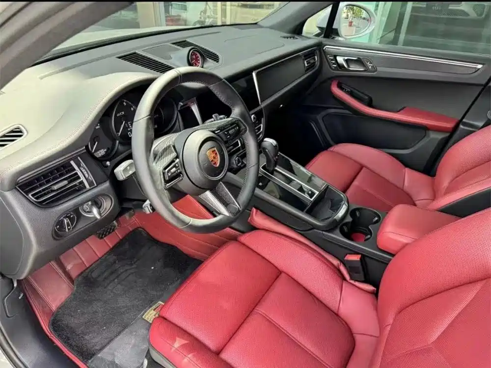 Porsche Macan — миниатюра 3