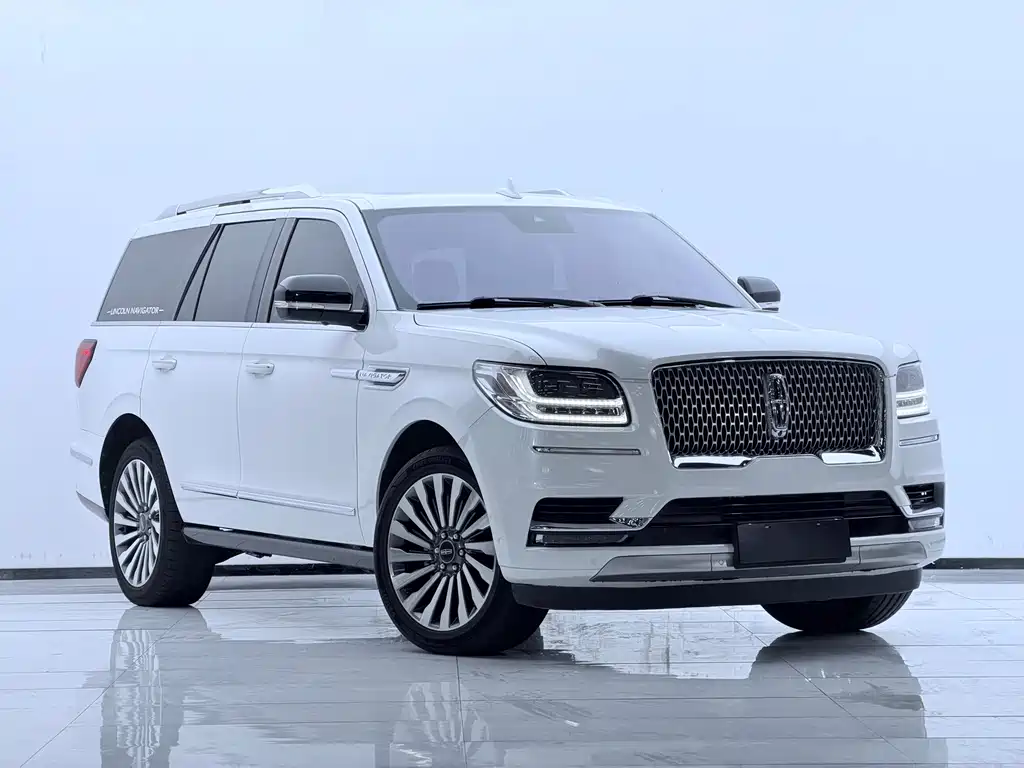 Lincoln Navigator — миниатюра 3