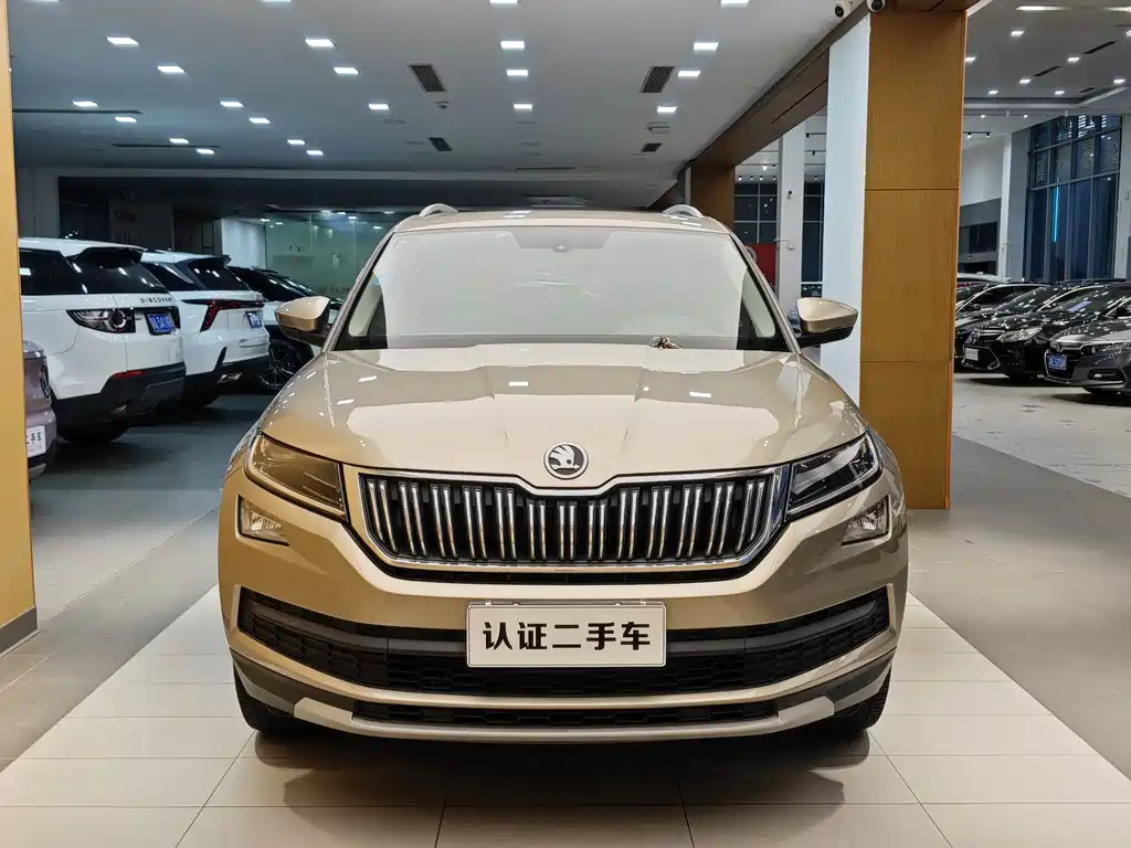 Skoda Kodiaq 2017 TSI330 7 мест Luxury