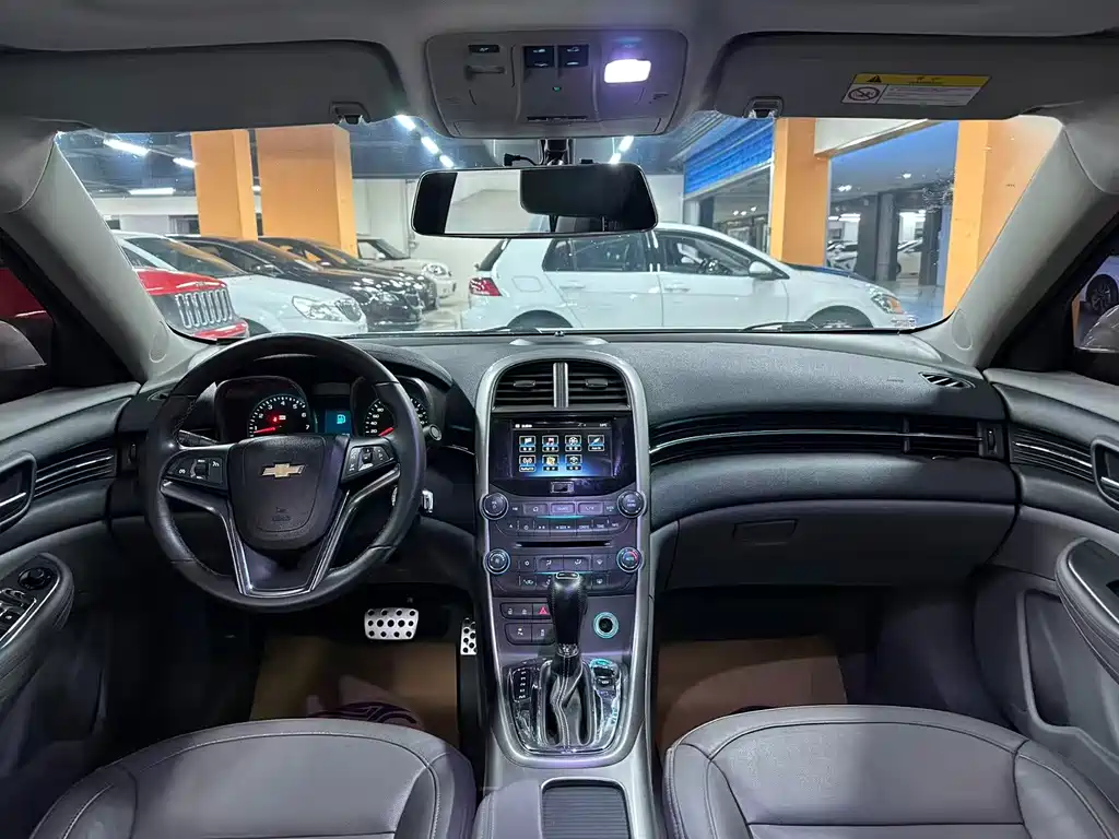 Chevrolet Malibu 2014 2.0L AT Luxury