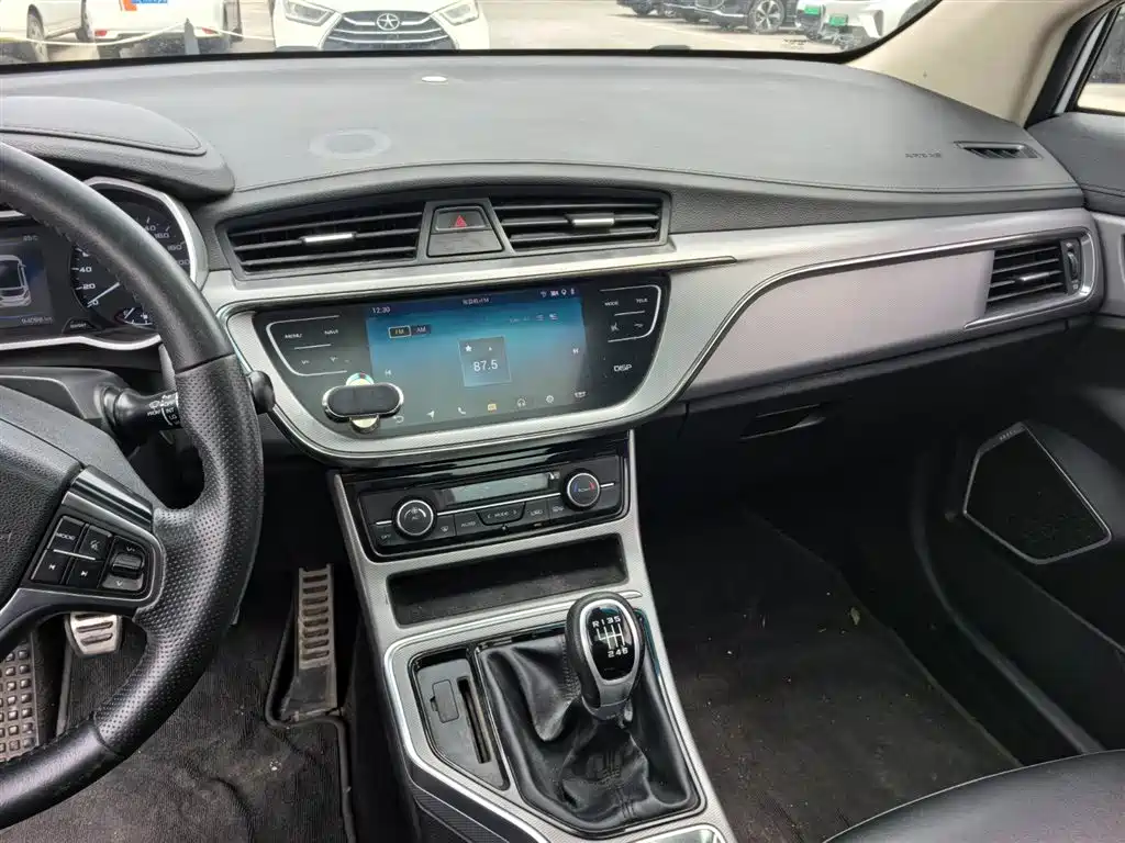 GEELY AUTOMOBILE EMGRAND GS