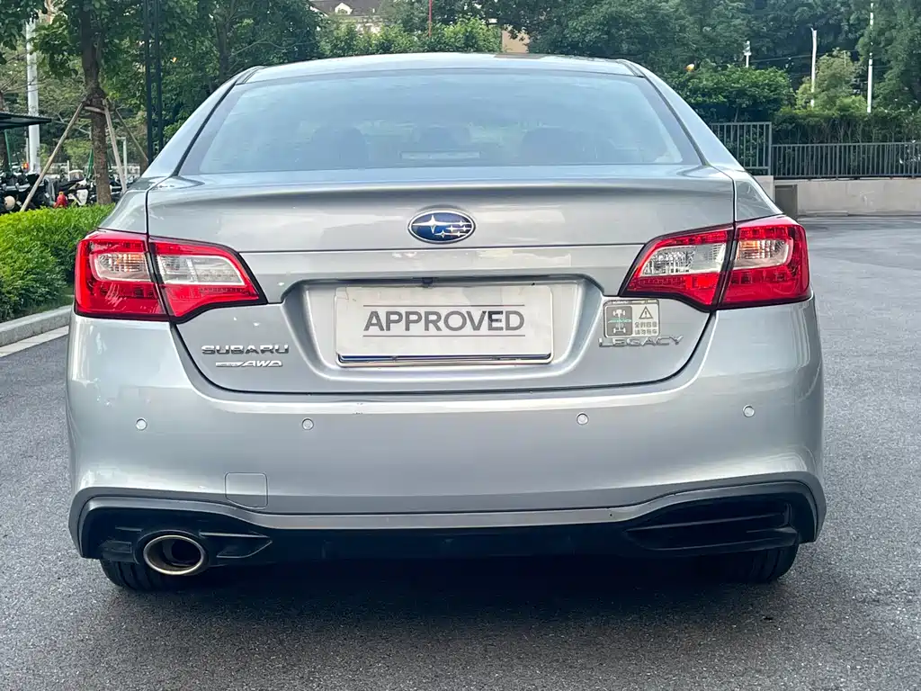 Subaru Legacy — миниатюра 4