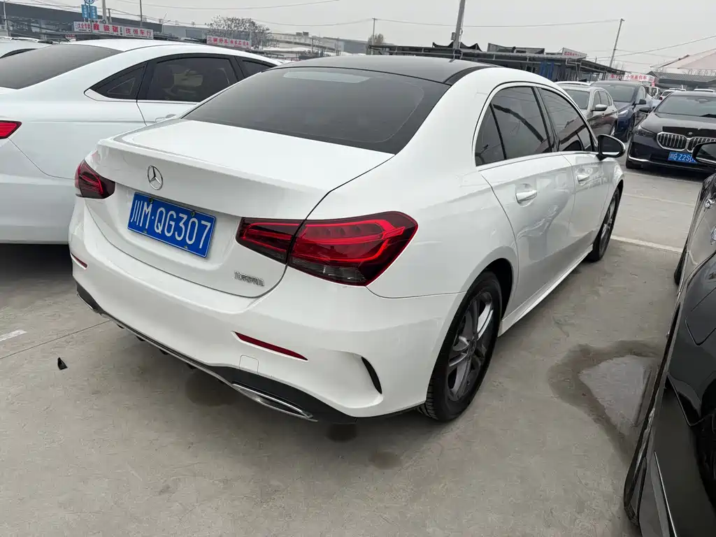MERCEDES-BENZ A CLASS