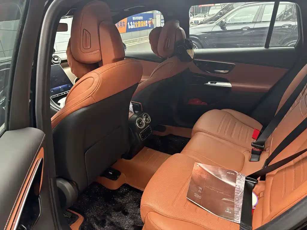 Mercedes-Benz GLC 2024 GLC 300 L 4MATIC 5 мест