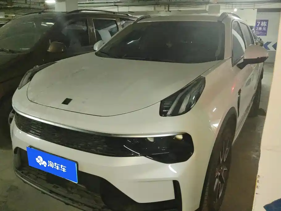 2023 Lynk & Co 01 - zdjęcie 1 z 16