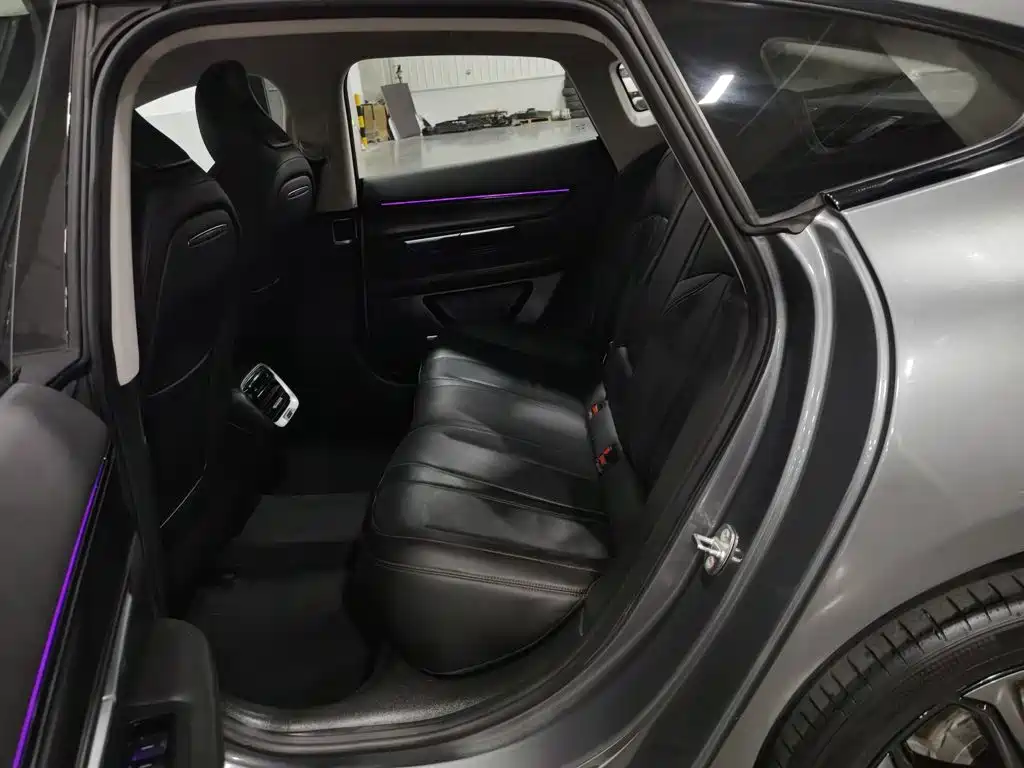 XPeng P7 — миниатюра 15