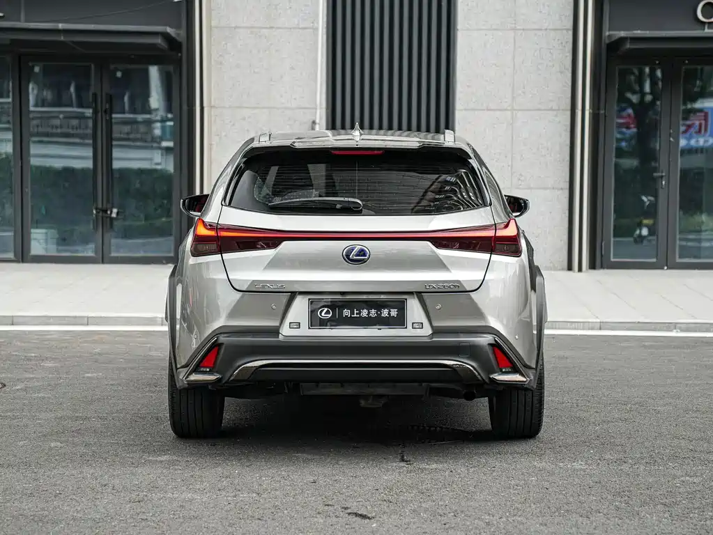Lexus UX — миниатюра 5