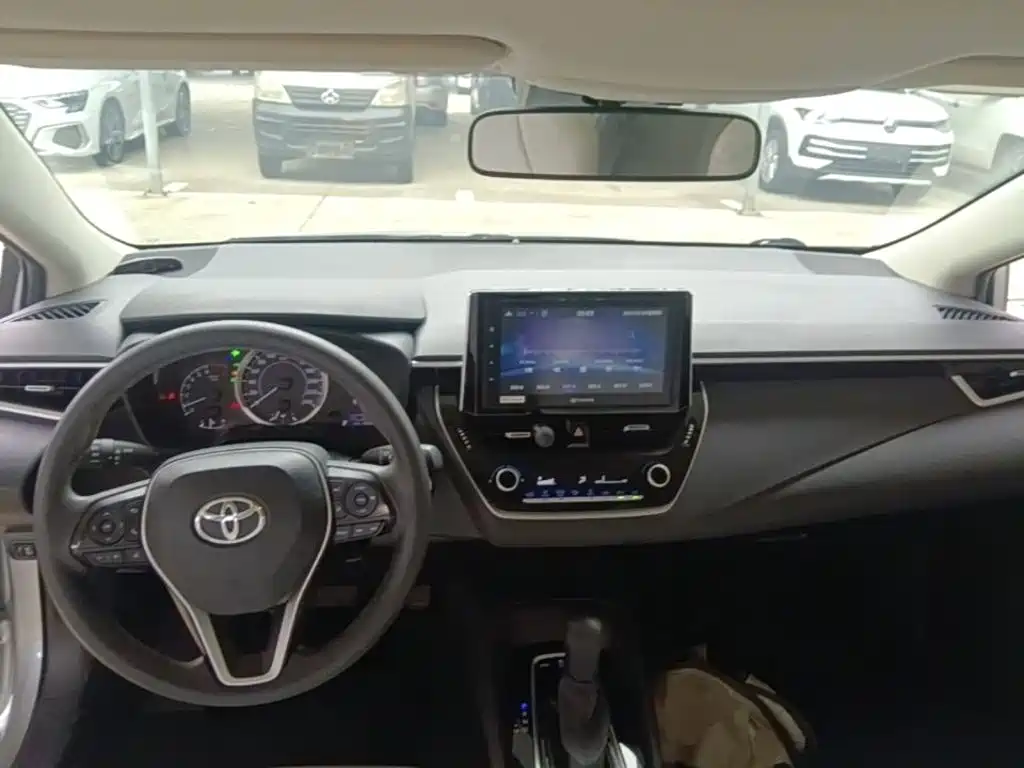 Toyota Corolla — миниатюра 10