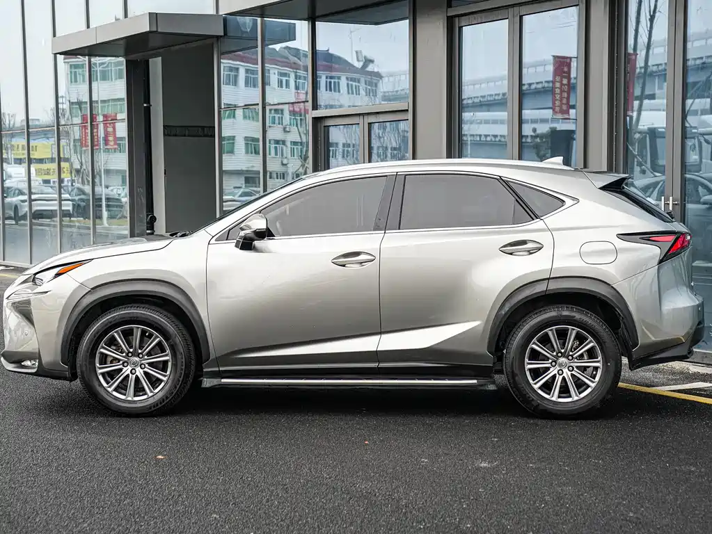 Lexus NX 2015 200