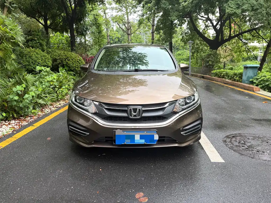 Honda Jade 2017 1.8L AT Comfort 5 мест