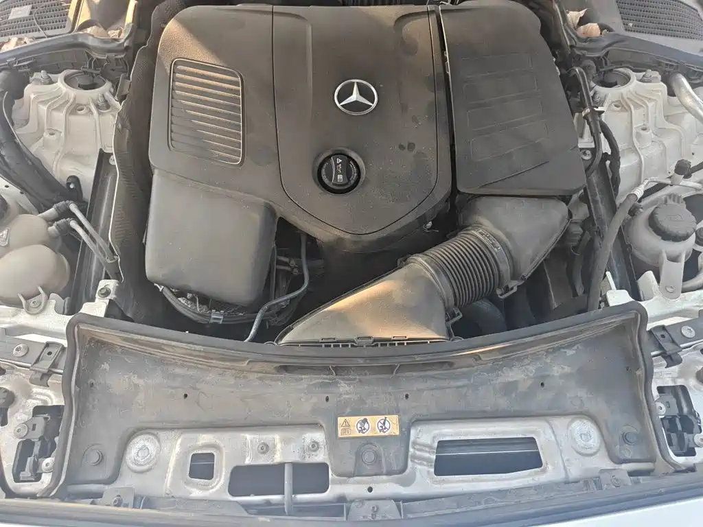 Mercedes-Benz C-Class — миниатюра 11