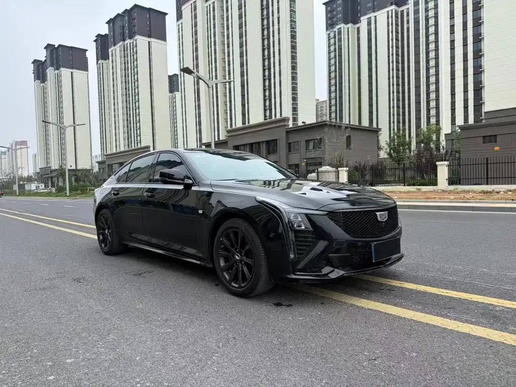 Cadillac CT5 2025