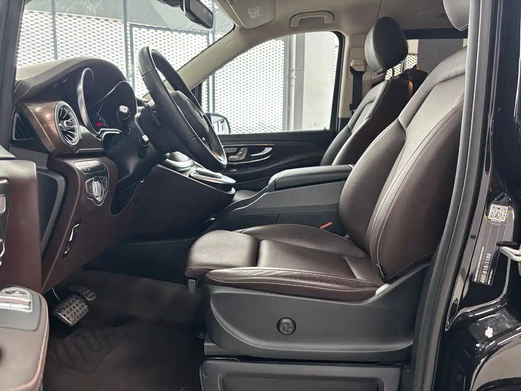 Mercedes-Benz V-Class V 2022 V 260 L Luxury