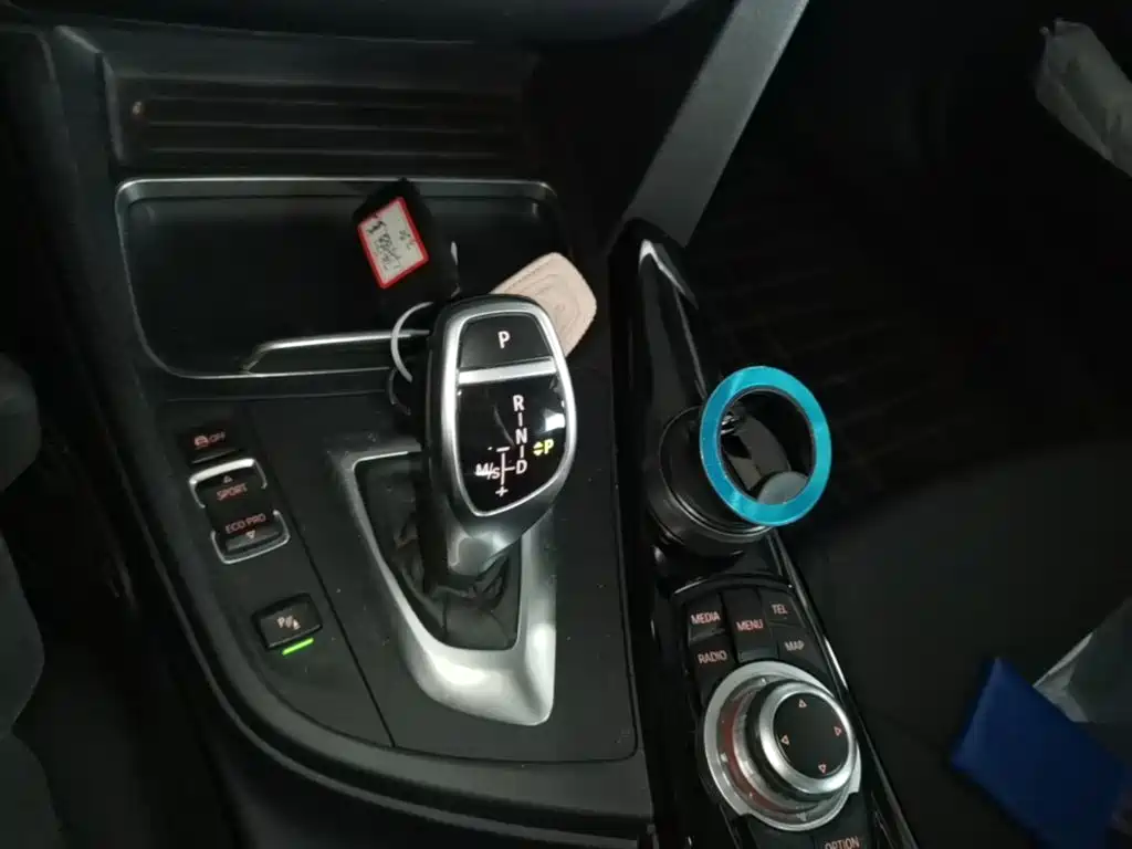 BMW 3 Series — миниатюра 14